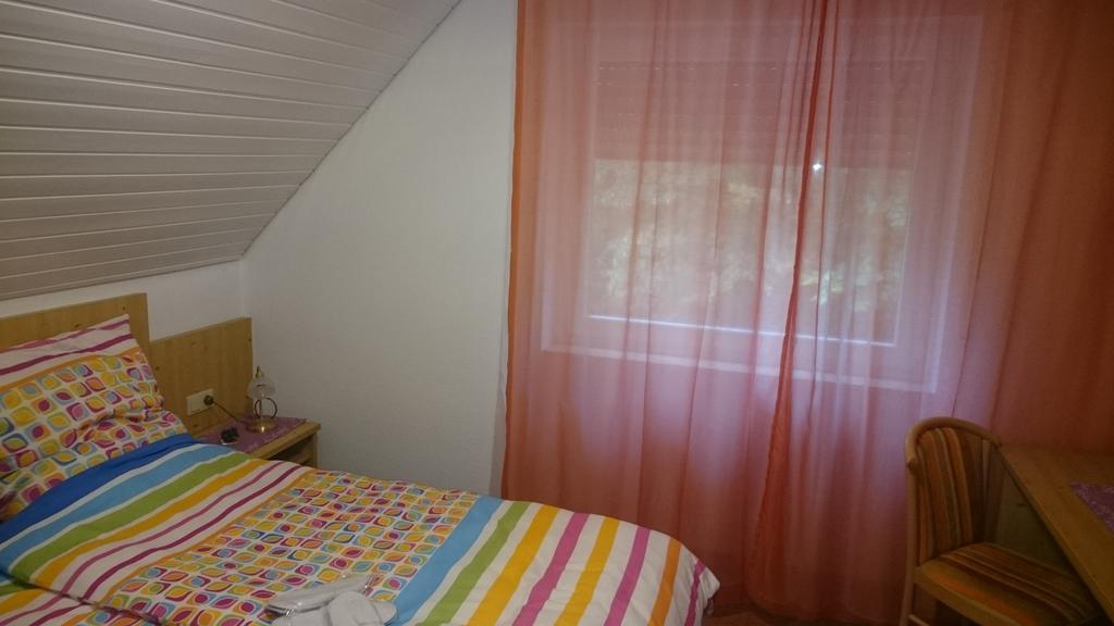 Gasthof Wilhelm Tell Fremdenzimmer Zirndorf Exteriér fotografie