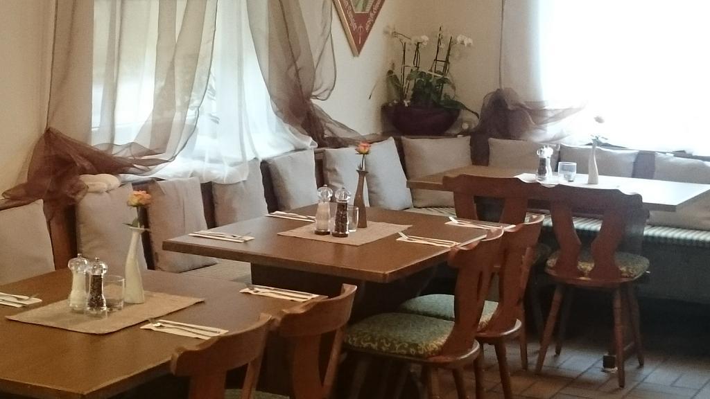 Gasthof Wilhelm Tell Fremdenzimmer Zirndorf Exteriér fotografie
